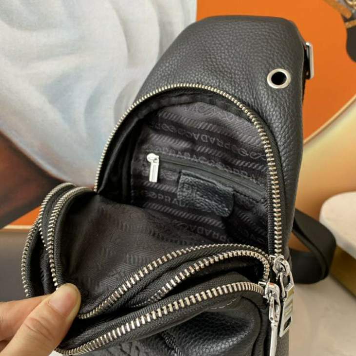 Picture of Prada Mens Bags _SKUfw173057859fw